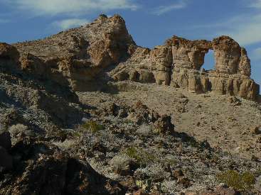 wBC-2012-day1-3 Liberty Bell Arch.jpg (431923 bytes)
